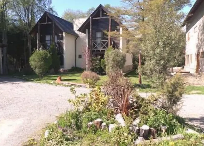 Cabañas Raimapu Villa La Angostura